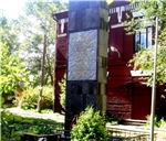 памятник у бывшего ПУ 1